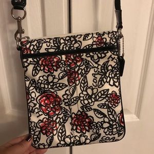Coach Floral Crossbody - Poppy Scribble